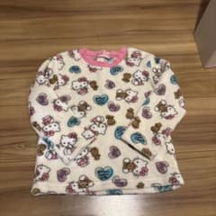 Hello Kitty パジャマ 110cmのサムネイル