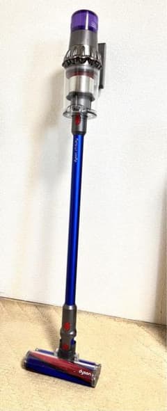 美品　ダイソンV11 dyson V11 fluffy SV14 メンテナンス済のサムネイル