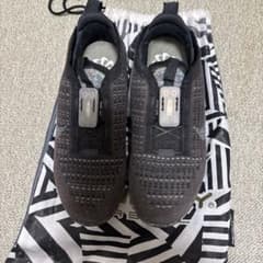 Nike Air VaporMax ブラックスニーカーのサムネイル