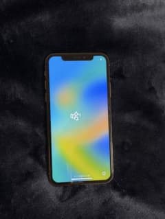 Apple iPhone X本体のサムネイル