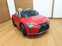電動自動車　子供用　レクサス LC500　おもちゃ　車のサムネイル