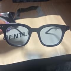 GENTLE MONSTER サングラスのサムネイル