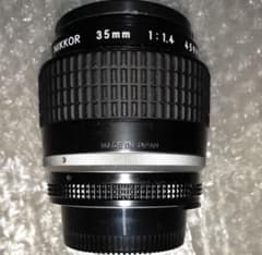 Nikon ニコン Ai-S NIKKOR 35mm F1.4のサムネイル