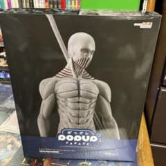 進撃の巨人 POPUPPARADE 戦鎚の巨人 ラーラ・タイバー L フィギュア