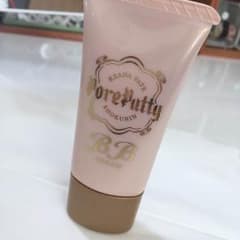 サナ 毛穴パテ職人 BBクリーム 明るい肌色タイプのサムネイル