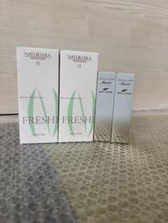 新品未開封 タッパーウェア ナチュールベラ化粧水180mlホワイト