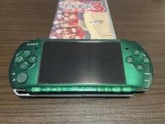 超美品 PSP-3000 グリーン 画面フィルム 2Gメモリー 充電器のサムネイル