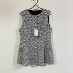 Arcenciel　新品　ツイード調 ノースリーブ ミニワンピース パールボタンのサムネイル