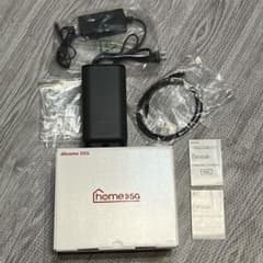 【超美品】 docomo home5G HR01 ルーターのサムネイル