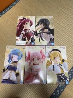b*2様 劇場版 魔法少女まどか☆マギカ フィギュア 5種セットのサムネイル