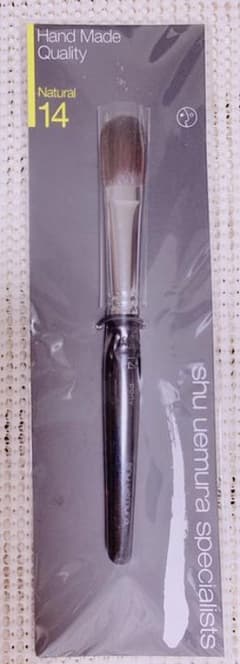 【新品】シュウウエムラ　メイクブラシ　14 PONYのサムネイル