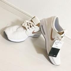 新品★NIKEナイキ　エアマックス26㎝★のサムネイル