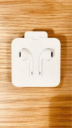 iPhoneのイヤホンのサムネイル