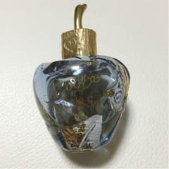 ロリータ レンピカ 香水のサムネイル