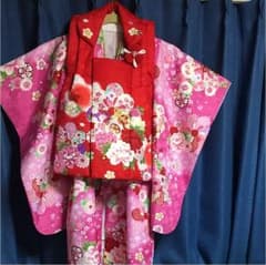 七五三 女の子 着物のサムネイル