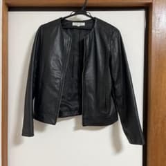 NATURAL BEAUTY BASIC ブラックレザージャケット Lサイズのサムネイル