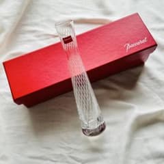 Baccarat クリスタル花瓶 ダイヤモンドカット　一輪挿し Baccarat クリスタル花瓶 ダイヤモンドカット 一輪挿し - メルカリ
