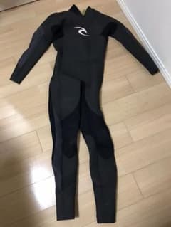 ウェットスーツ セミドライのサムネイル