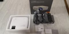 【極美品】スマホ接続可！1080p対応　LC550 プロジェクター 5000lmのサムネイル
