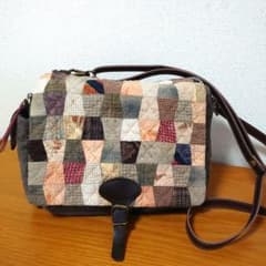 パッチワークハンドメイド　ショルダーバッグのサムネイル