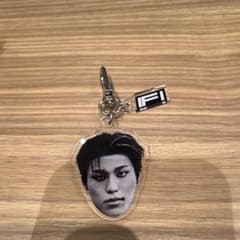 aloha 様専用　TREASURE IFI 顔アクキー ジョンウのサムネイル