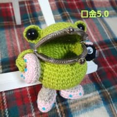 ハンドメイド かえる がま口 ポーチ いちご ドーナツ - メルカリ