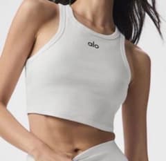 【新品・未使用】ALO yogaリブタンクトップ アイボリー　XS 新品未使用 Alo Yoga アスパイア タンクトップ ホワイト Sサイズ