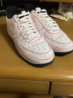 ナイキ エアフォース1のサムネイル