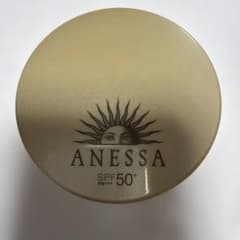 ANESSA オールインワンビューティーパクト SPF50+ PA+++のサムネイル
