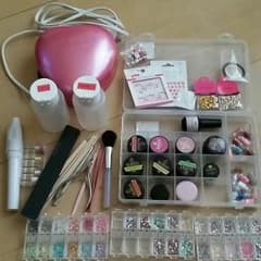 ジェルネイルセットのサムネイル