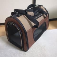 美品　犬用　キャリーバッグ　ブラウン　ベージュのサムネイル