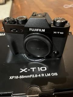 Fujifilm X-T10 ミラーレスカメラ ボディのみのサムネイル