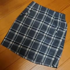 ★Lサイズ★新品★未使用★タグ付き★チェック柄★ミニスカート★ダイケイ★グレー色のサムネイル