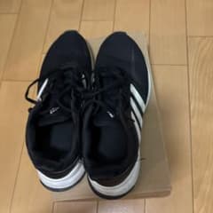 adidas スニーカー ブラック ホワイト