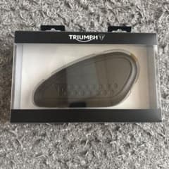 TRIUMPH ニーパッドキット 新品未使用 - メルカリ