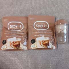 SOY it protein カフェラテ味 2袋セット 専用シェイカー付き - メルカリ