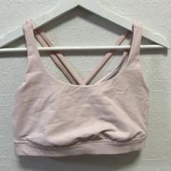 lululemon スポーツブラ　サイズ8のサムネイル