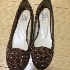 く〜ま様専用☺︎パンプスのサムネイル