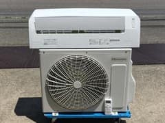 愛知岐阜送料込★極美品★26年★ハイセンス2.2kWエアコン　HA-J22H-W 愛知岐阜送料込☆極美品！26年☆ハイセンス2.2kWエアコン HA-J22H-W