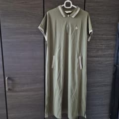 Munsingwear ハーフジップ 半袖ワンピース カーキ Lのサムネイル
