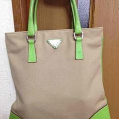 Prada トートバッグのサムネイル