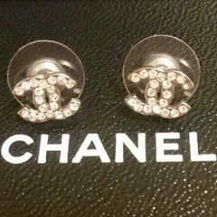 ☆ちぃー☆様専用 正規品 CHANEL ピアスのサムネイル