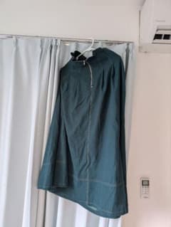 NICE CLAUP　フロントジップ ロングスカート ダークグリーン