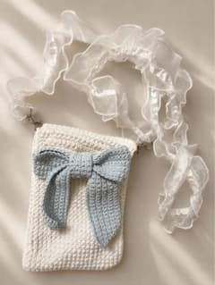 ハンドメイド かぎ針編み リボン　ポシェットのサムネイル