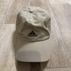 adidas ベースボールキャップ ベージュのサムネイル