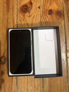 Apple iPhone 12Pro ゴールド 本体のサムネイル