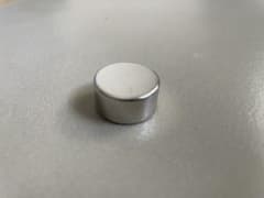 強力磁石・ネオジム（ネオジウム磁石）直径20mm×10mm  丸型【10個】のサムネイル