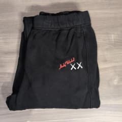 UNIQLO カウズ KAWS Andy Warhol スウェットパンツのサムネイル