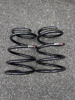 スズキワゴンRパレットなど！RSR サスペンションスプリング 2本セットのサムネイル
