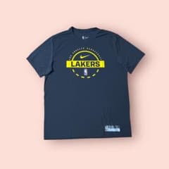 レイカーズNBA26シーズン選手支給品UsedプラクティスロングTシャツサイズL ナイキレイカーズNBA26シーズン選手支給品UsedプラクティスTシャツL